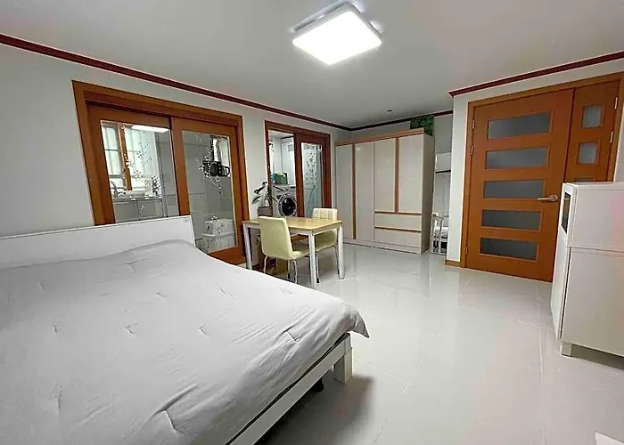 アパート Warm And Cozy At Gangnam